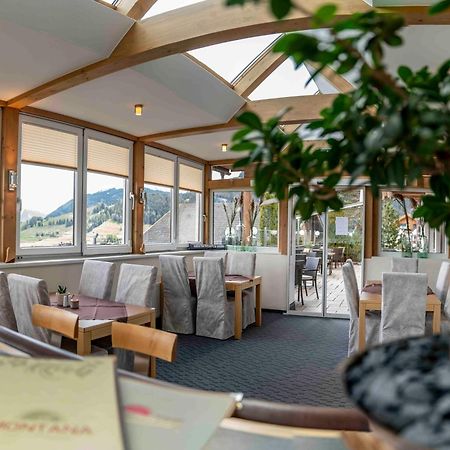 Hotel Montana Фис Екстериор снимка